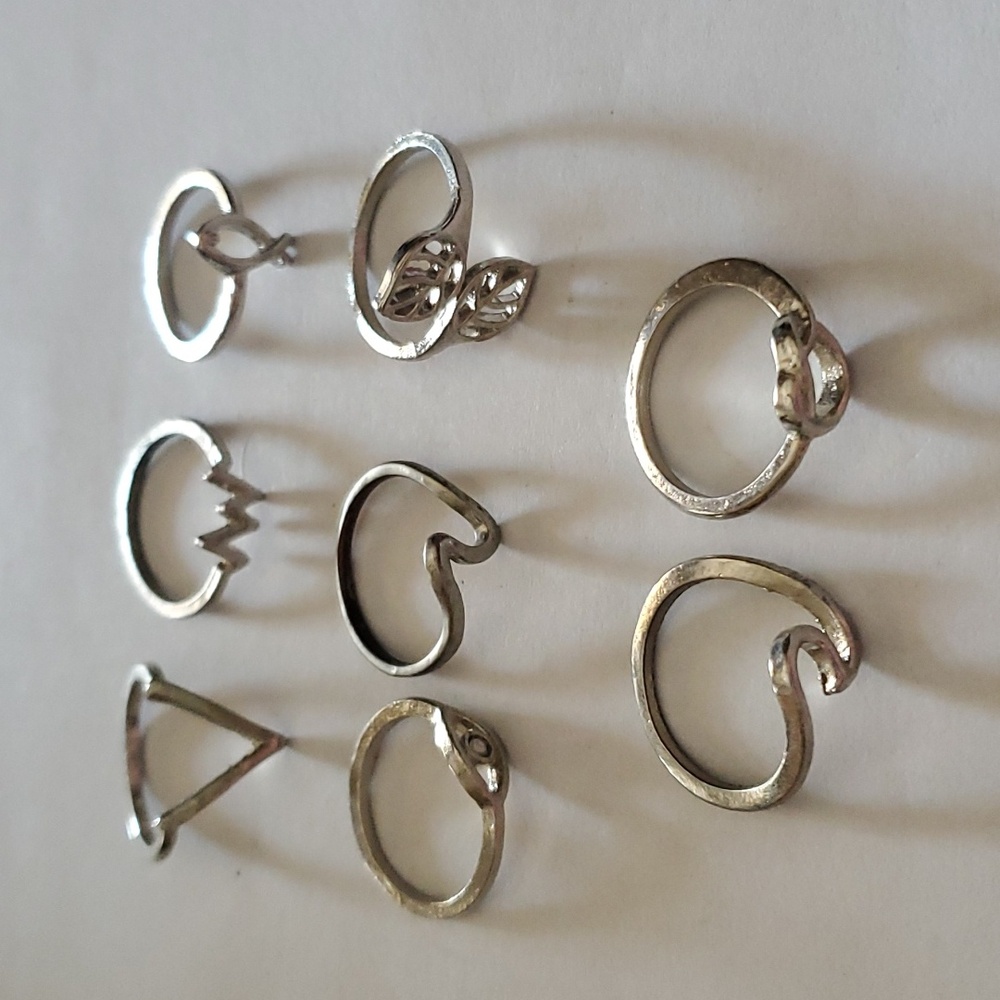 Silver ring set size 7 - 8 total styles